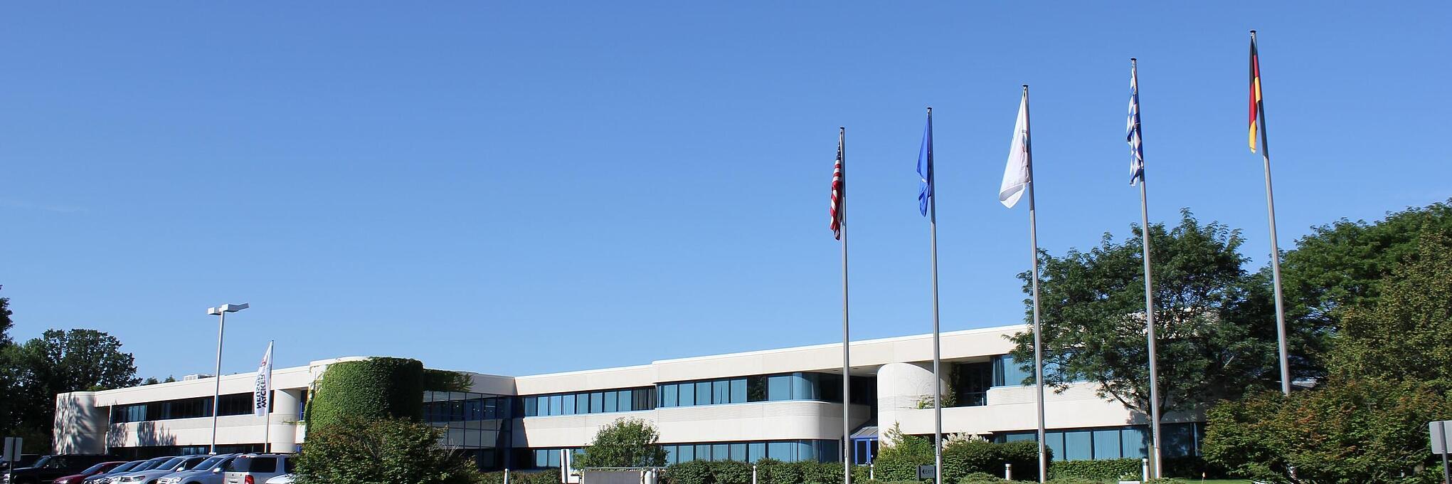 瓦克-纽森-梅诺米-福尔斯（Wacker Neuson Menomonee Falls）网站。